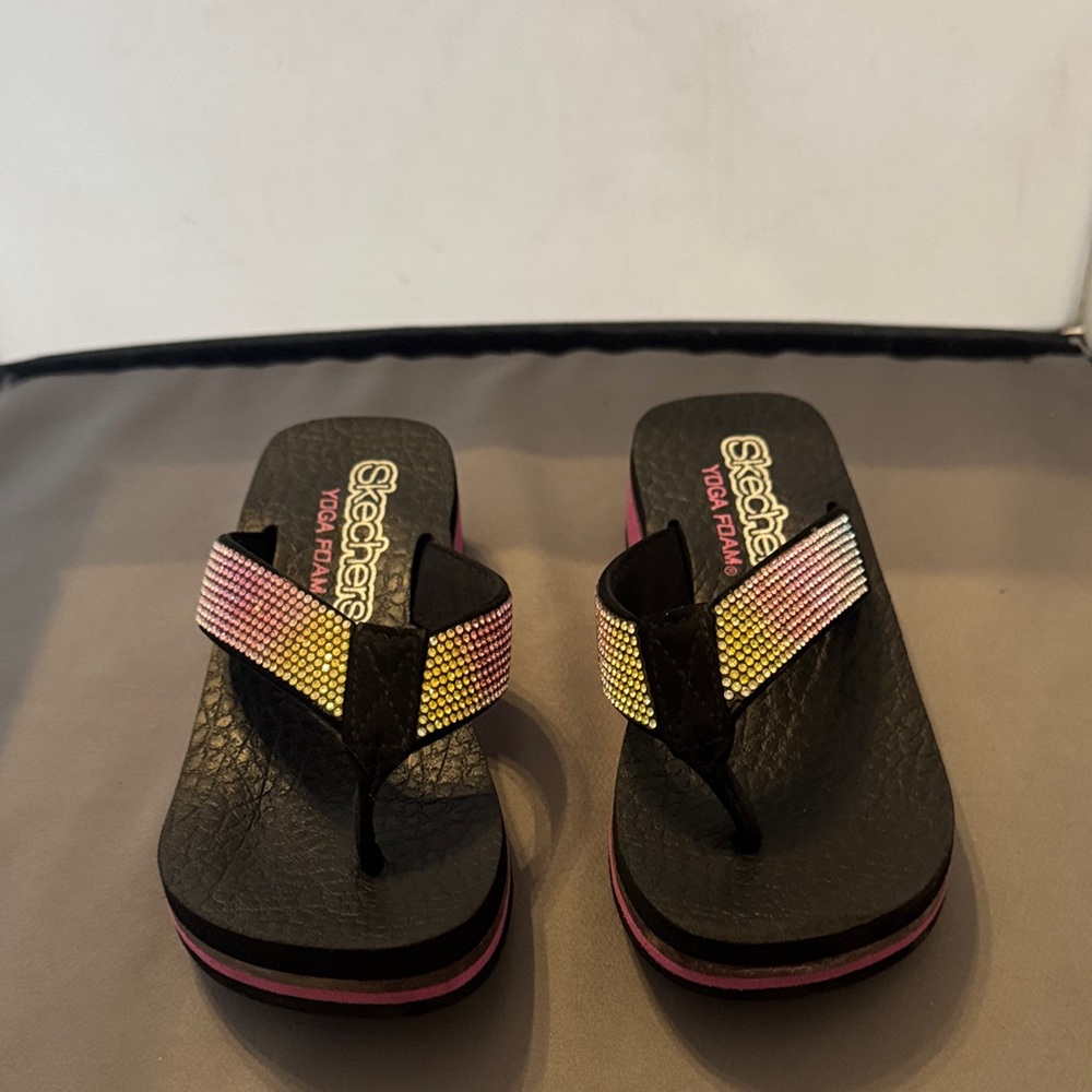Skechers girls Black and pink Sandals